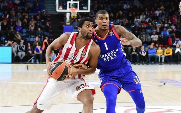 hollis thompson olympiacos piraeus eb17