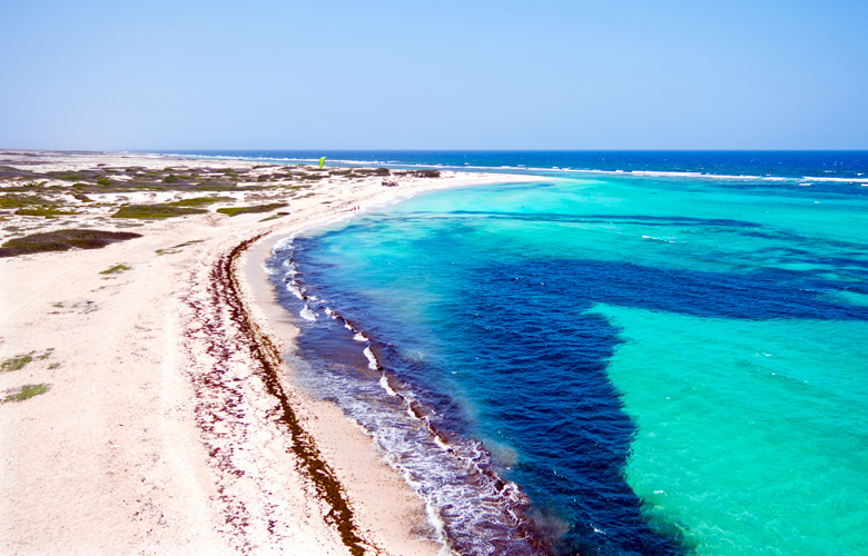 Αρούμπα, το νησί που είναι πάντα καλοκαίρι 12 shutterstock 430340851