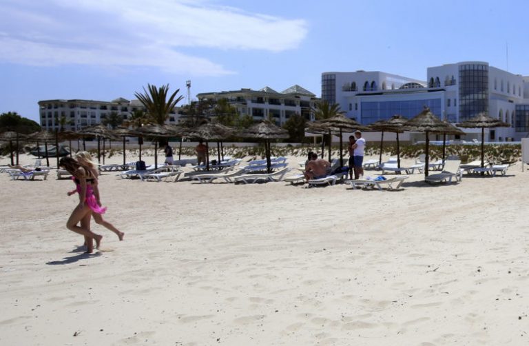 Ρεκόρ τουριστών αναμένεται το 2018 την Τυνησία