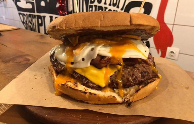 Butcher&rsquo;s Burger & Butcher&rsquo;s Steak House, &tau;&omicron; &alpha;&pi;ό&lambda;&upsilon;&tau;&omicron; &kappa;&rho;&epsilon;&alpha;&tau;&omicron;&phi;&alpha;&gamma;&iota;&kappa;ό &sigma;&tau;έ&kappa;&iota; &sigma;&tau;&omicron; &Chi;&alpha;&lambda;ά&nu;&delta;&rho;&iota;