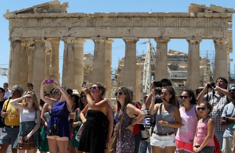 Οι Σουηδοί «ψηφίζουν» για διακοπές την Ελλάδα