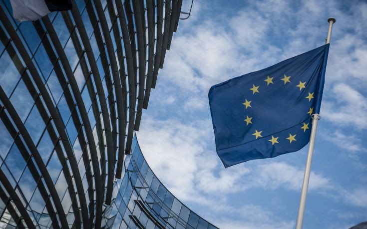 Πιθανότητα κατάχρησης δεδομένων χρηστών του Facebook θα εξετάσει η ΕΕ 4 comission