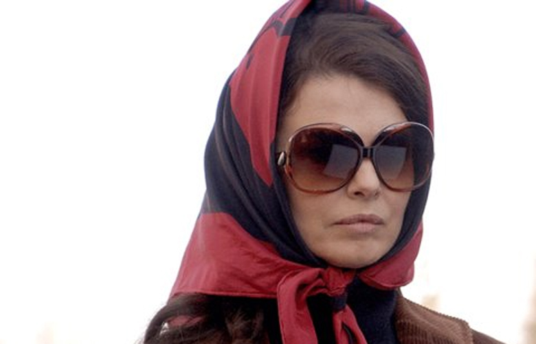 Ποιες υποδύθηκαν τη Jackie Kennedy στη μικρή και μεγάλη οθόνη 34 hvouu48n