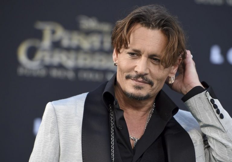 Πώς κατάφερε ο Johnny Depp να «φάει» τα εκατομμύρια που είχε κερδίσει