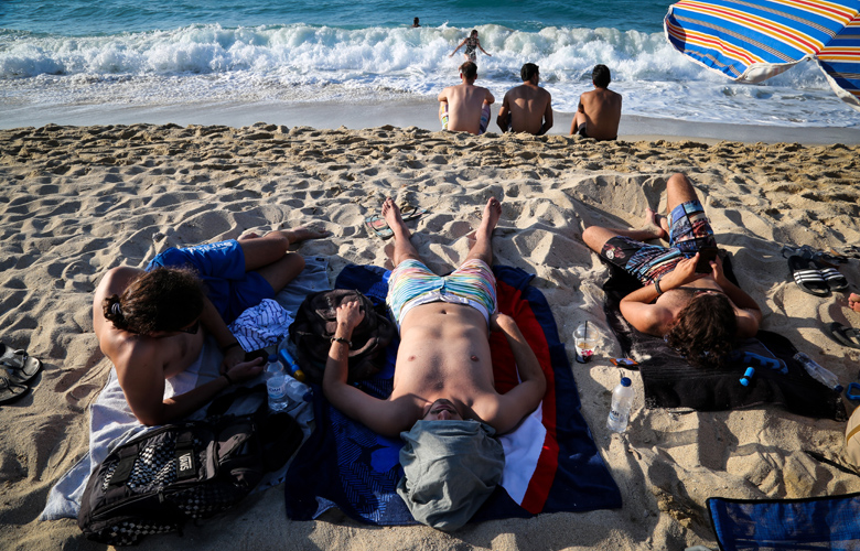 Baywatch αλά ελληνικά στη Μεσακτή της Ικαρίας 23 4530191