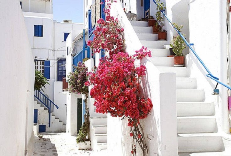 sav mykonos