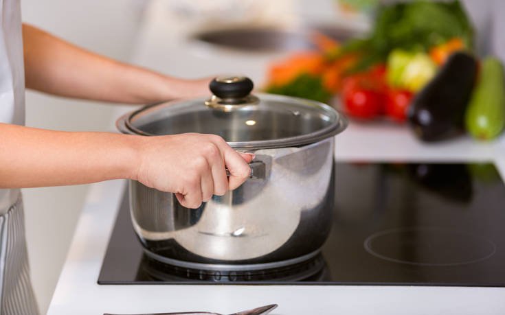 Πώς να καθαρίσετε τις κεραμικές εστίες 4 shutterstock237514135