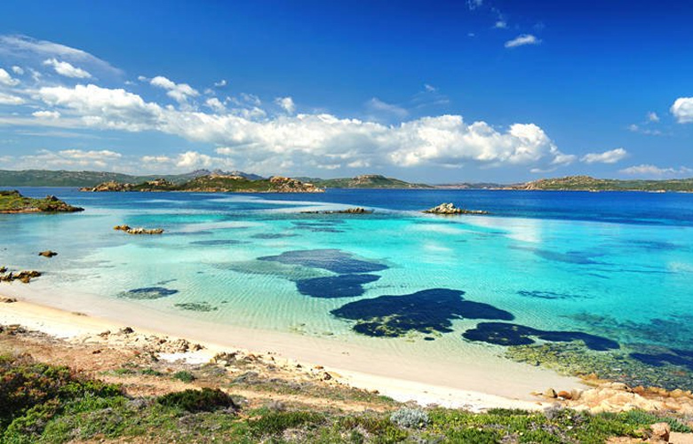Καπρέρα, ένα μικρό και όμορφο νησί που βρίσκεται κατά μήκος του αρχιπελάγους Λα Μανταλένα 13 a3zig9fp