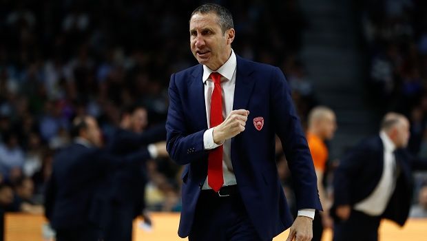 Έξαλλος ο Μπλατ: "Με εξοργίζουν οι απολύσεις των προπονητών της EuroLeague" 4 blatt