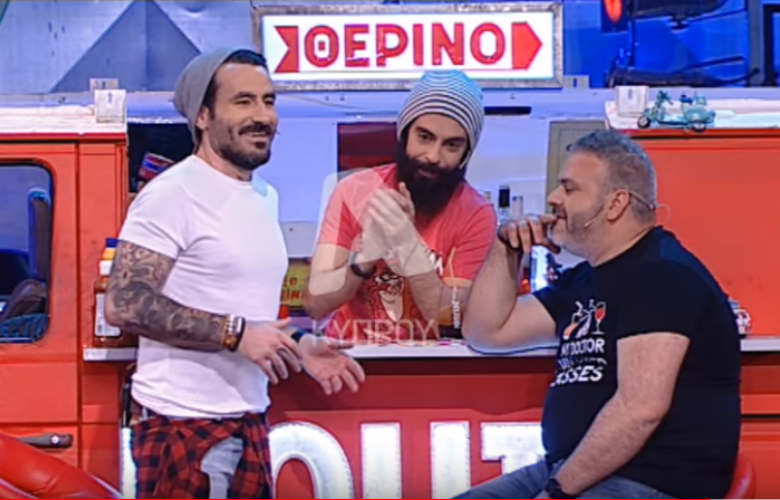 «Οι γυναίκες πάνε κι έρχονται! Μόνο η μάνα μένει…» 4 mavridis