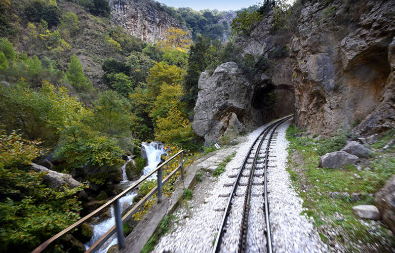 Η διάσχιση του φαραγγιού του Βουραικού, μία ξεχωριστή εμπειρία 12 7okpthui