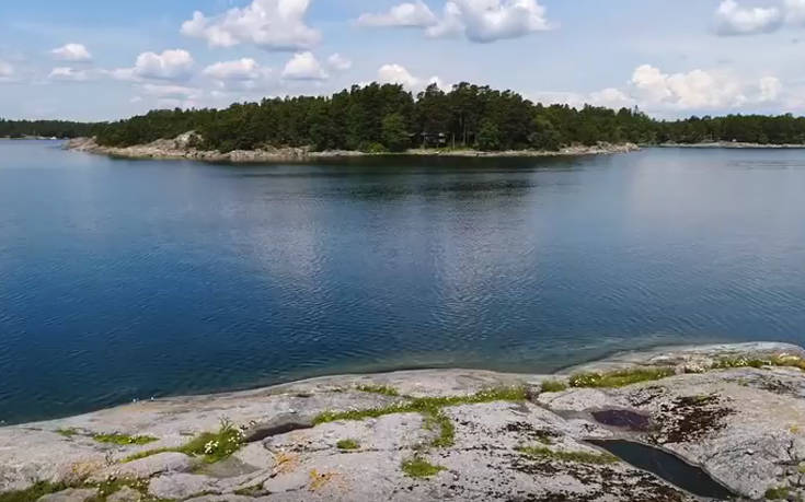 Στο SuperShe Island δεν επιτρέπονται άντρες 4 eertetet