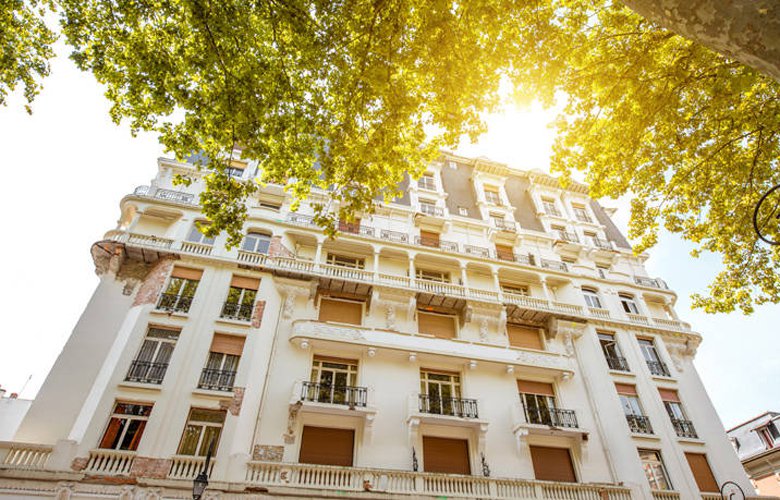 Η ιστορική πόλη Vichy της Γαλλίας αγαπημένος προορισμός για τους οπαδούς του ιαματικού τουρισμού 11 sshm56bh