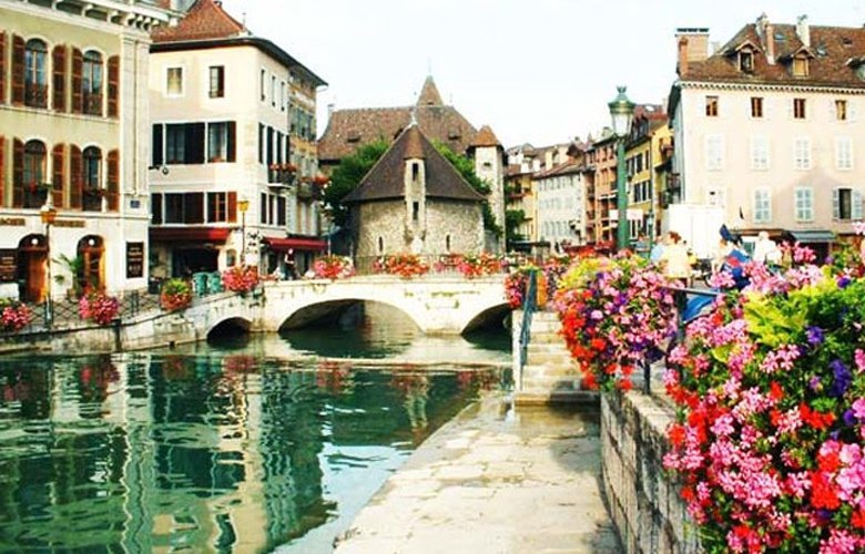 Εξερευνώντας το Annecy, τη Βενετία των Γαλλικών Άλπεων 12