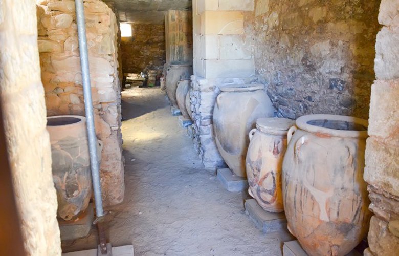Φαιστός, η δεύτερη σημαντικότερη πόλη της Κρήτης κατά το 2000 π.Χ. 13