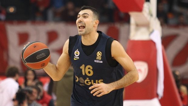 Φενέρμπαχτσε: Σλούκας τριετίας κι επίσημα! 4 sloukas