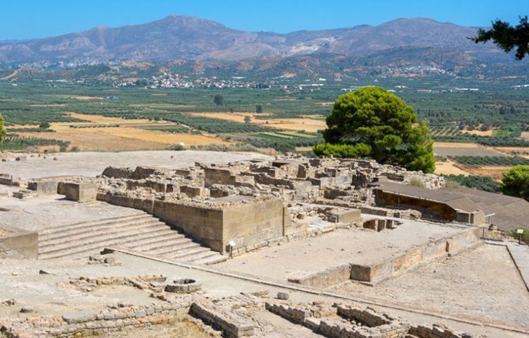 Φαιστός, η δεύτερη σημαντικότερη πόλη της Κρήτης κατά το 2000 π.Χ.