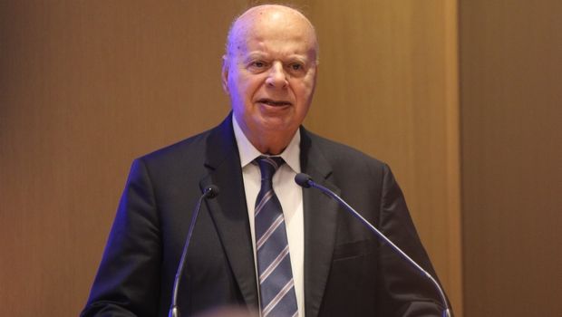 Βασιλακόπουλος: “Ας χτυπούν εμένα, δεν με πειράζει”