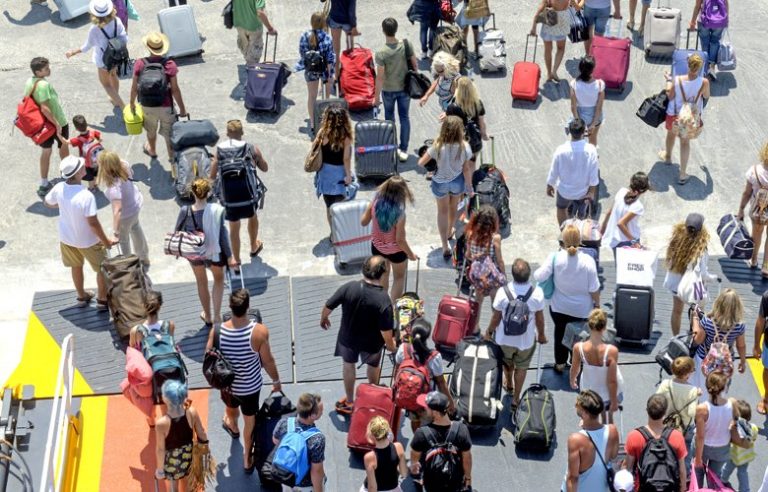 ΣΕΤΕ: Ο ελληνικός τουριστιμός έχει ανάγκη εμπλουτισμού με νέα προϊόντα