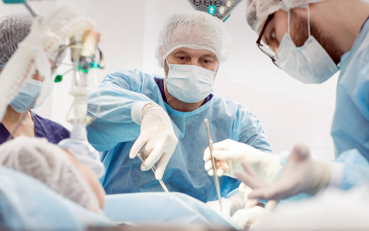 Είχε τις αισθήσεις της κατά την εγχείρηση και κανείς δεν μπορούσε να την ακούσει να ουρλιάζει