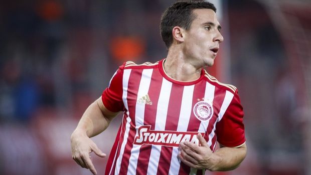 A Bola: “Την Κυριακή ο Ποντένσε στην Αγγλία για να υπογράψει”