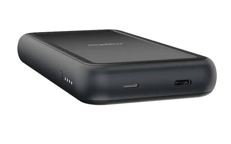 Ένα πανίσχυρο power bank που φορτίζει και… φορτίζεται αυτόματα 16 mdsfisfu5