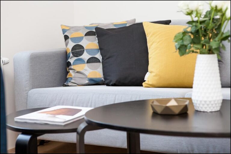 Πώς να πουλήσετε online; Όλα όσα πρέπει να γνωρίζουμε για τα καταστήματα επίπλων 1 Πώς να πουλήσετε online; Όλα όσα πρέπει να γνωρίζουμε για τα καταστήματα επίπλων