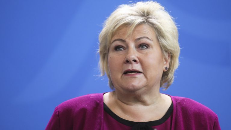 Νορβηγία: Σάλος με πάρτι γεννεθλίων πρωθυπουργού εν μέσω πανδημίας -αστυνομία ανακρίνει