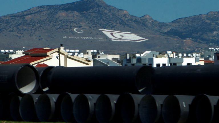 Ερτουγρούλογλου στους FT: Αδιαμφισβήτητη πραγματικότητα τα δύο κράτη στην Κύπρο