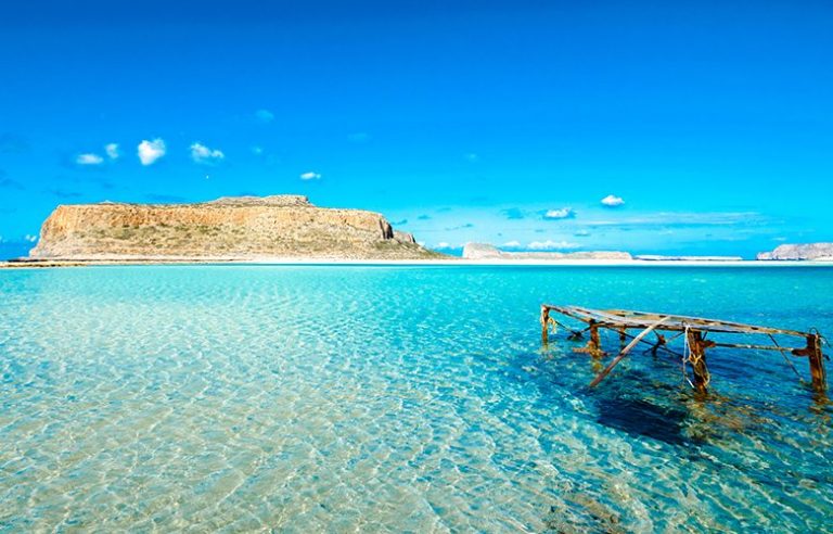 Το ελληνικό νησί που αποτελούσε το βασίλειο των πειρατών – News.gr