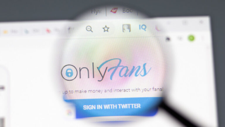 Όχί πια sex…μόνο fans: Η πλατφόρμα OnlyFans απαγόρευσε το σεξουαλικό περιεχόμενο
