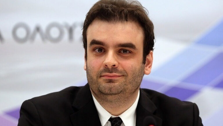 Πιερρακάκης: Αρχίζει Κεντρική Μακεδονία ψηφιοποίηση προγραμματισμού εξετάσεων οδήγησης