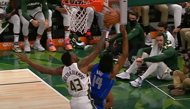 NBA Top-10: Με τρομερή τάπα του Θανάση Αντετοκούνμπο οι καλύτερες φάσεις