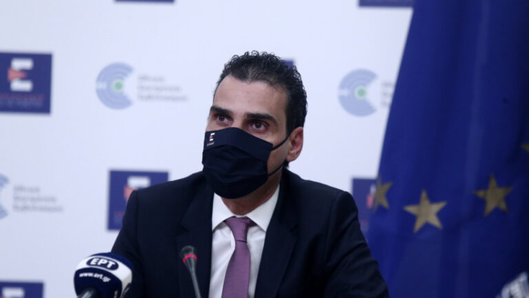 Κορωνοϊός-Θεμιστοκλέους: Αναμνηστική δόση και με Pfizer για όσους έκαναν Johnson & Johnson