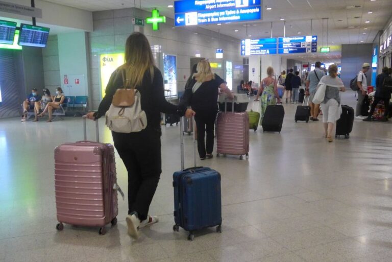 Παρατείνεται έως Δευτέρα 4 Απριλίου η notam πτήσεων εξωτερικού για είσοδο στην Ελλάδα