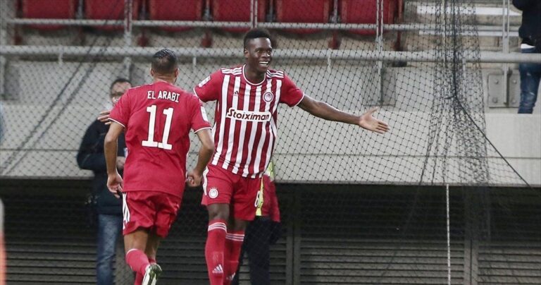 Βελτιωμένος ο Ολυμπιακός, 1-0 την Αλκμάαρ
