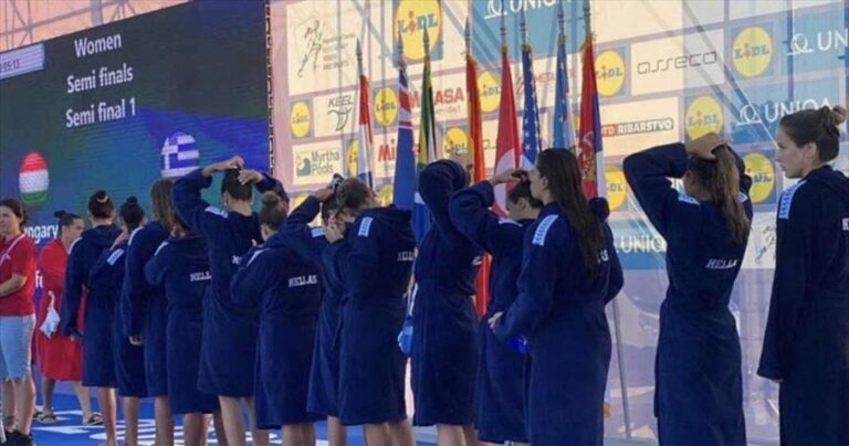 «Ασημένιες» οι νεάνιδες στο Παγκόσμιο