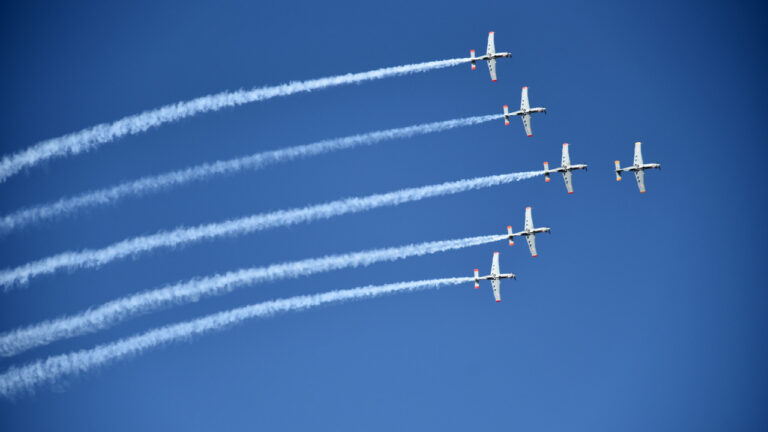 Athens Flying Week 2022: Εντυπωσιακές εικόνες από τις επιδείξεις – Φωτογραφίες