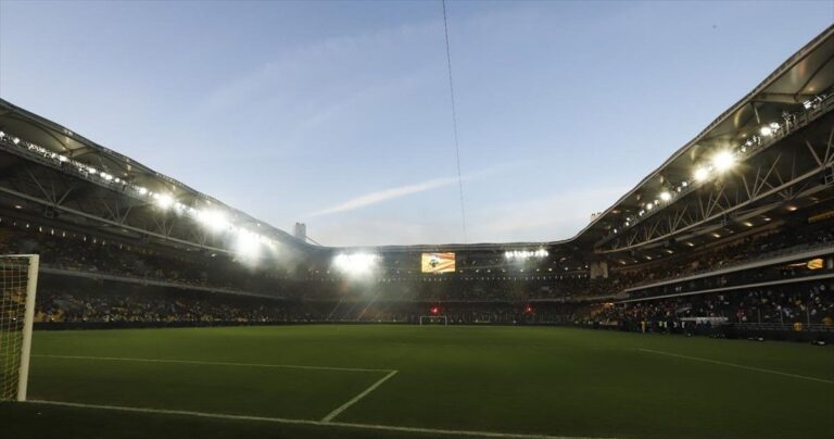 Στην OPAP Arena και ο Ζόραν Σλίσκοβιτς