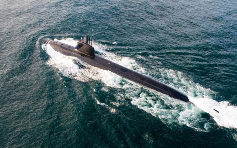 Νέες συμβάσεις με ελληνικές εταιρείες για τις φρεγάτες του Πολεμικού Ναυτικού