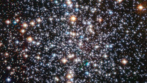 Αστρονόμοι εντοπίζουν μια σπάνιου μεγέθους μαύρη τρύπα