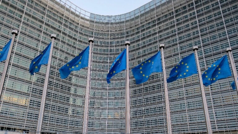 Νέα προσέγγιση της Κομισιόν με 1,2 δισ. ευρώ και σειρά δράσεων για στήριξη της ψυχικής υγείας