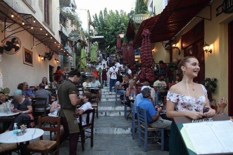 Η Αθήνα στις πέντε κορυφαίες πόλεις της Ευρώπης για γαστρονομικό τουρισμό – News.gr