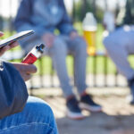 ΠΟΥ: Αλκοόλ και ηλεκτρονικό τσιγάρο στις «προτιμήσεις» των παιδιών στην εφηβεία