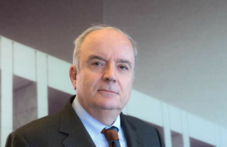 Ο ανέφελος ουρανός για τον Γιώργο Περιστέρη