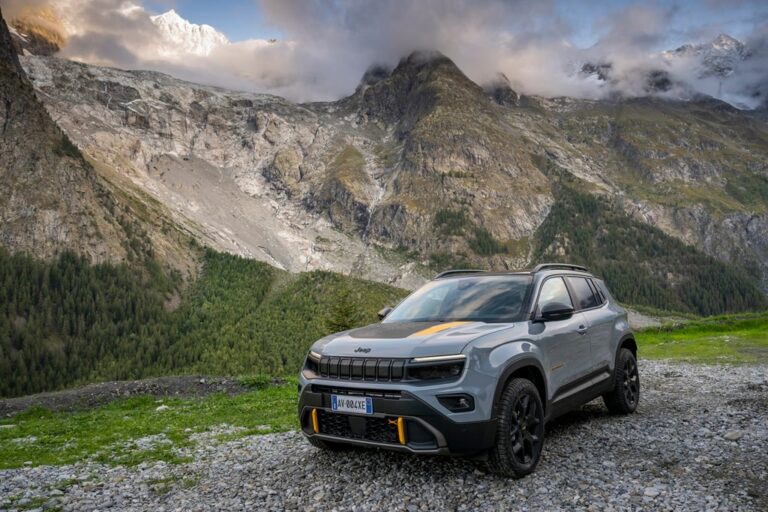 Jeep Avenger 4xe The North Face Edition: Συνεργασία με άποψη