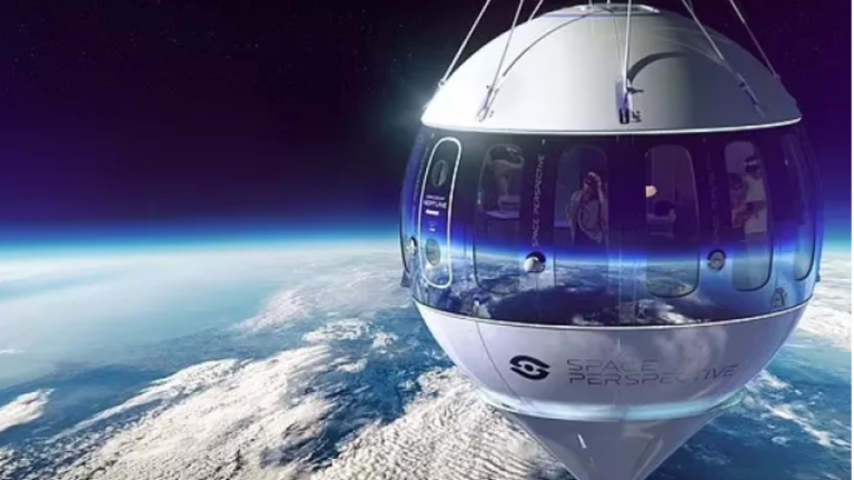 Διάστημα: Δισεκατομμυριούχος σε πτήση με αερόστατο στη στρατόσφαιρα