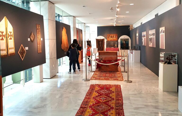 Η Καππαδοκία των ζώντων μνημείων και των ανεκτίμητων προσφυγικών θησαυρών – News.gr