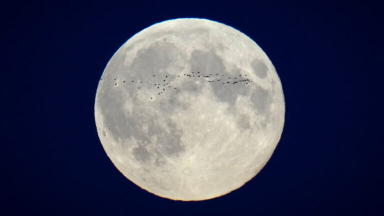 Φεγγάρι: Νέα θεωρία για την προέλευσή της – Τι λένε επιστήμονες