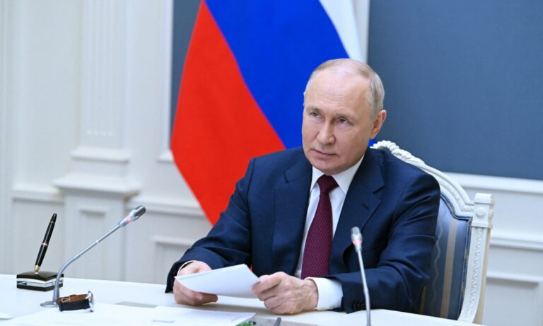 Ο Πούτιν ενέκρινε το επικαιροποιημένο πυρηνικό δόγμα της Ρωσίας